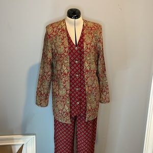 E.D. Michaels 2-Piece Rayon Pantsuit.  Connected Vest & Jacket.  Pants. Sz 10